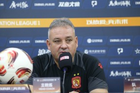 金年会共享联赛-观察球队现阶段备战情况，主教练调整战术的简单介绍