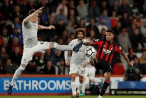 金年会官方网站-曼联客场战平博恩茅斯,保持不败的原因