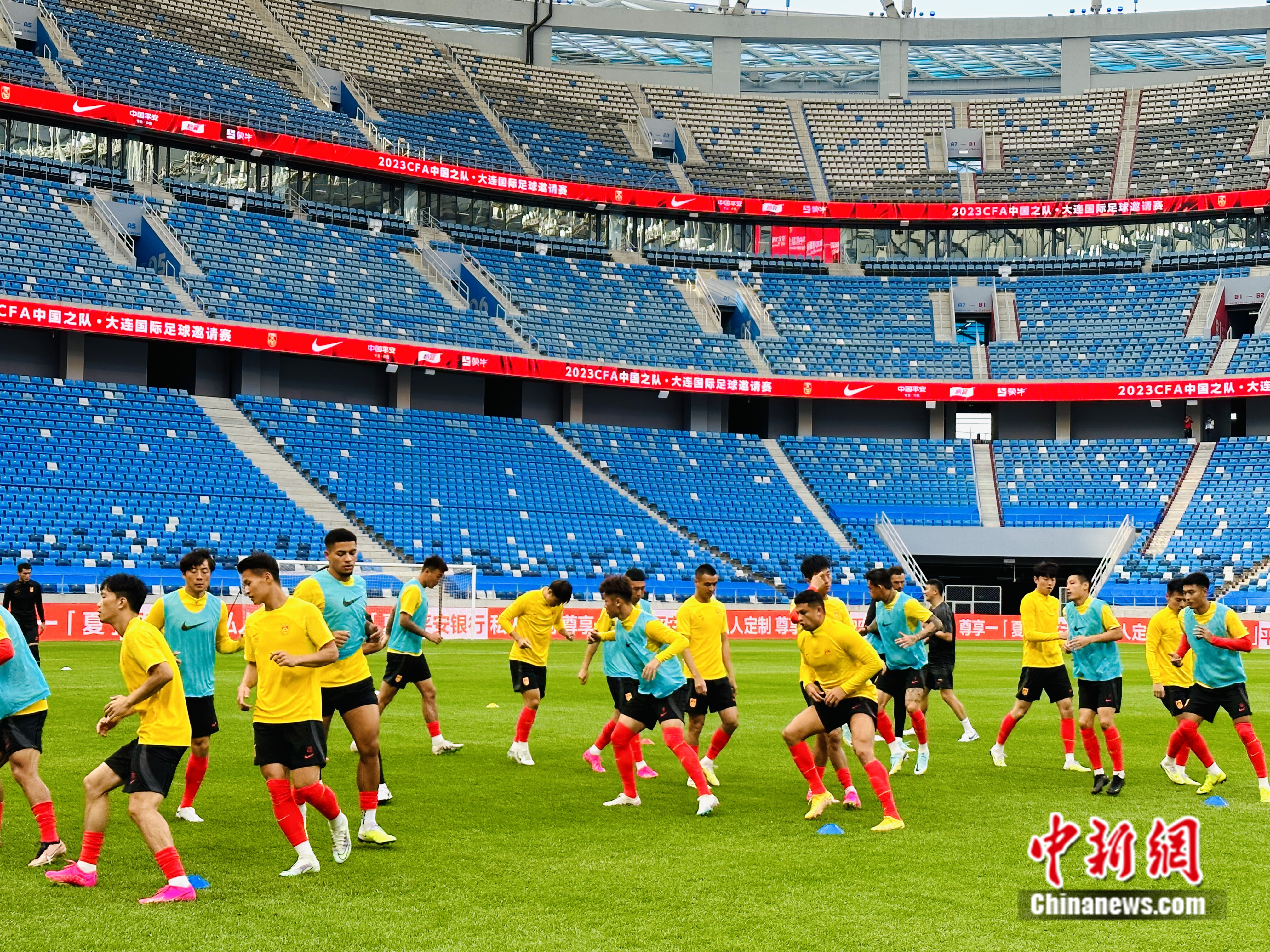 关于球队整体发挥稳健,客队主场轻松取胜的信息 关于球队整体发挥稳健,客队主场轻松取胜的信息