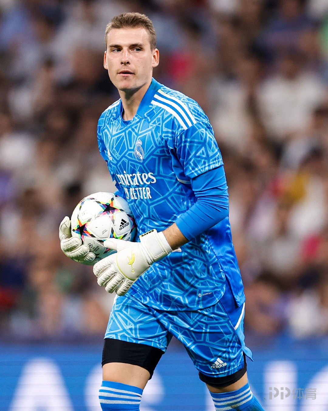 关于赫塔菲客场凭借绝杀，擒鹿特丹晋级的信息