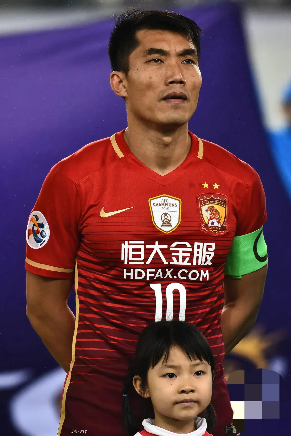 包含古天奴打破传奇纪录，成为西甲最年轻进球王的词条